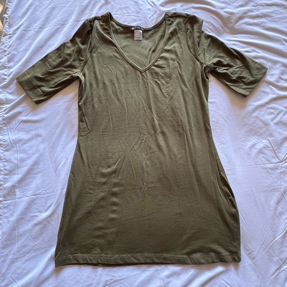 bundle of 3 VENUS Long Sleeve V-Neck Tops - Gray, Olive, Pink - Picture 6 of 8